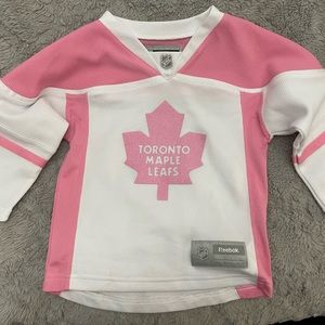3 year old girls Toronto Maple Leafs jersey
